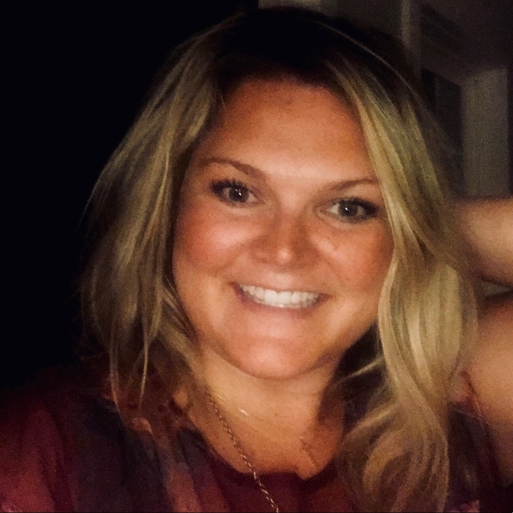Meet your Posher, Whitney